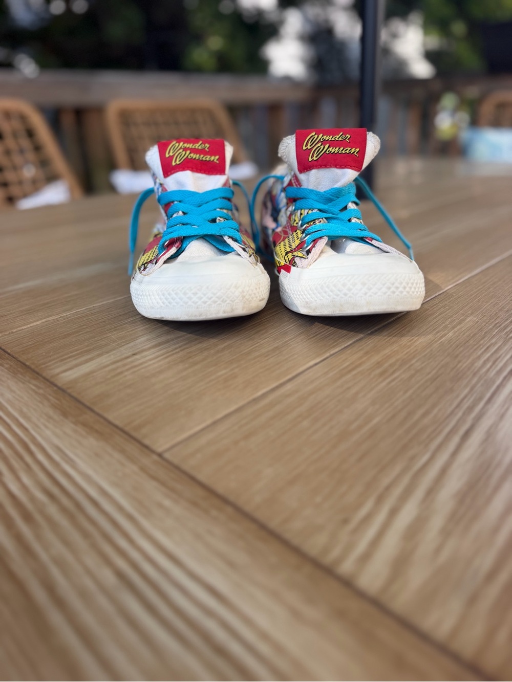 Converse X DC Comic Collab Winder Woman Low Top - Picture 5 of 6